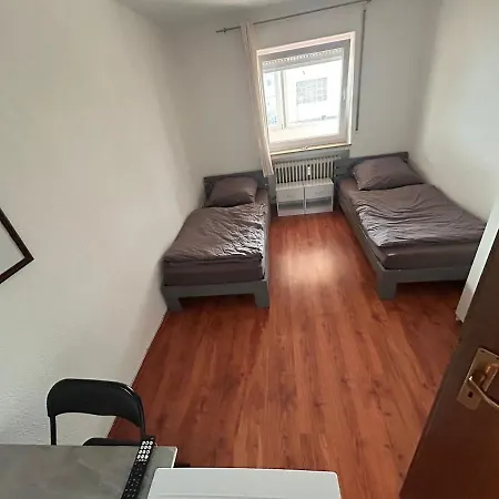 Apartmán Monteurwohnung Monteurzimmer 13 Personen *