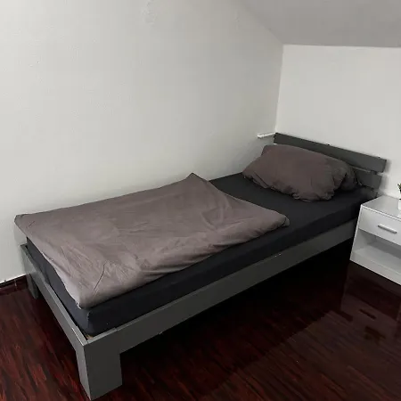 Appartement Monteurwohnung Monteurzimmer 13 Personen