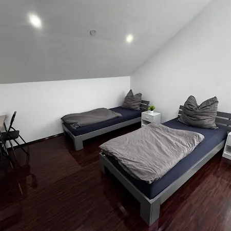 Monteurwohnung Monteurzimmer 13 Personen Kleinkötz