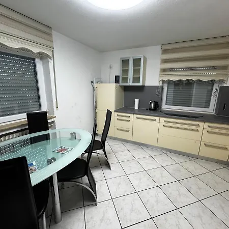 Monteurwohnung Monteurzimmer 13 Personen Kleinkötz