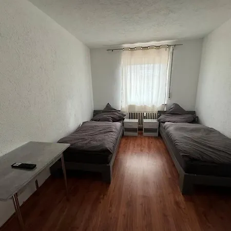 Monteurwohnung Monteurzimmer 13 Personen * Kleinkotz